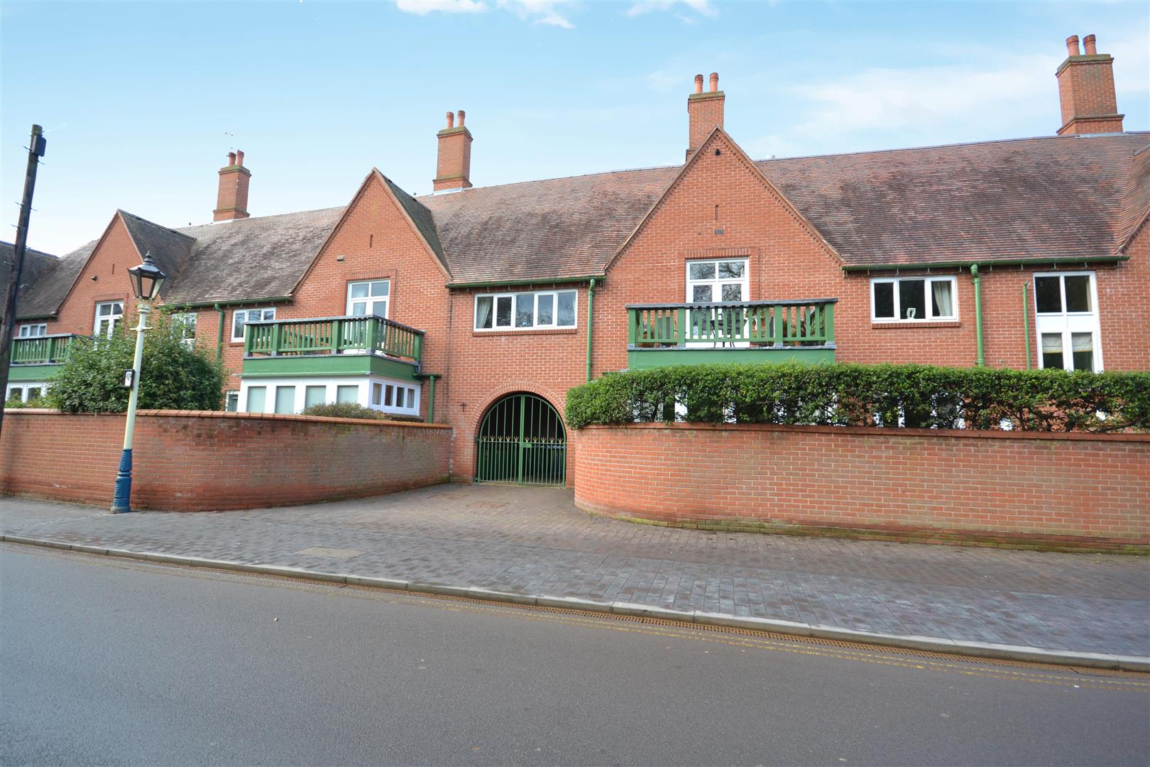Property for Sale in StratforduponAvon Edwards Estate Agents